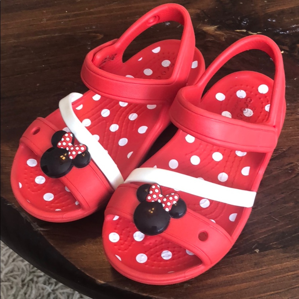 Minnie Mouse Crocs